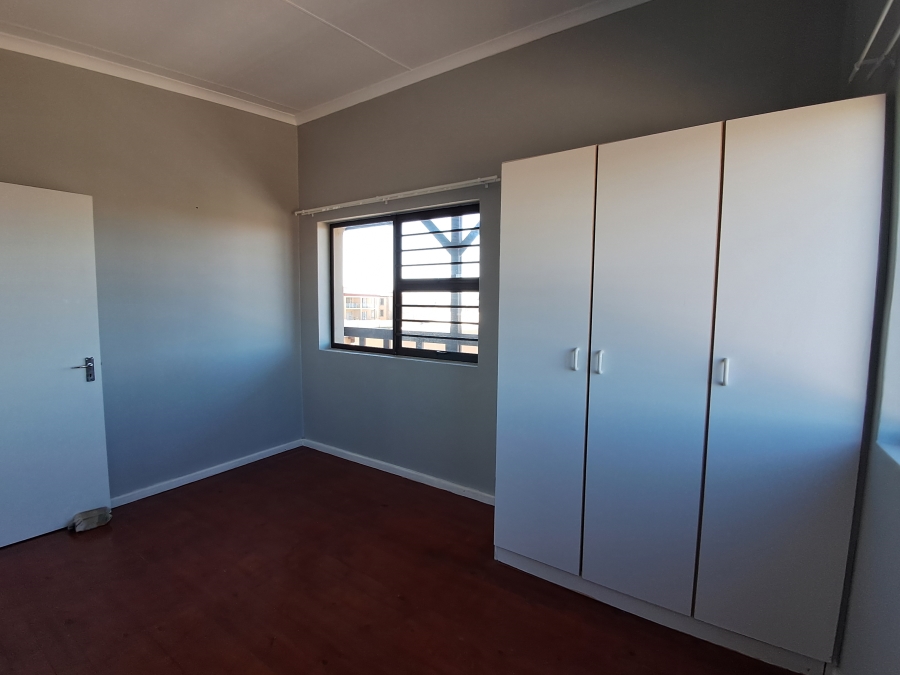 To Let 3 Bedroom Property for Rent in Wavecrest Eastern Cape